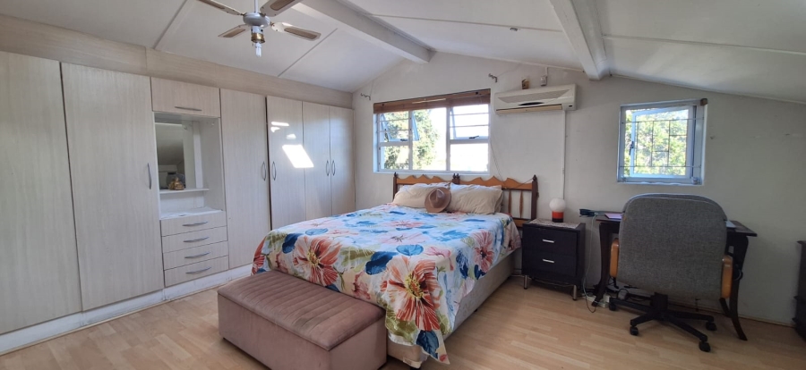 5 Bedroom Property for Sale in Elfindale Western Cape